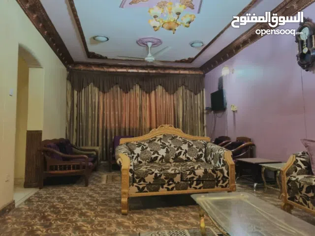 للبيع المستعجل وللجادين فقط فيلا في شارع عبيد ختم