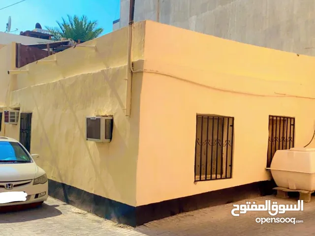 0m2 3 Bedrooms Townhouse for Sale in Southern Governorate Eastern Riffa