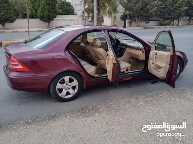 مرسيدس للبيع بداعي السفر