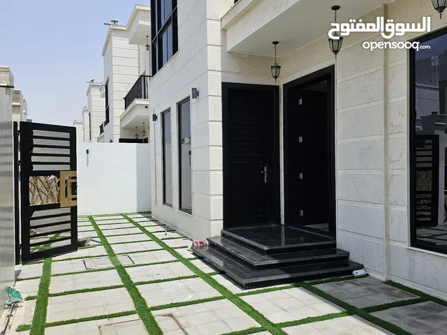 342m2 5 Bedrooms Villa for Sale in Ajman Al-Zahya