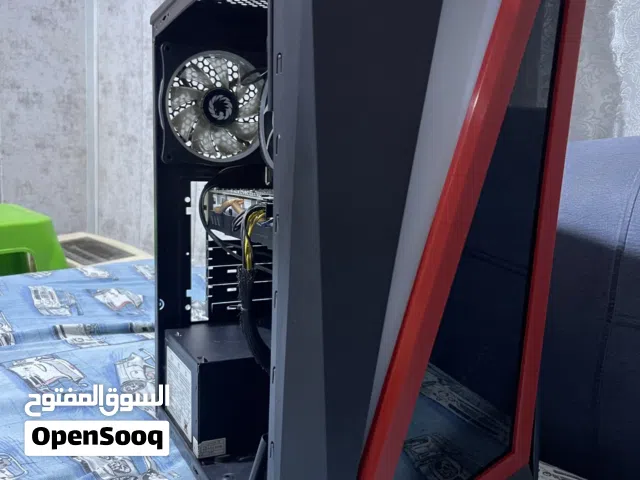 تجمعية العاب مع كامل الملحقات ماوس وكيبورد ويده وسماعات وشاشة وماوس باد مراوس او بيع