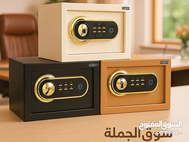 سواء بدك خزنة ذكية ببصمة، أو خزنة كلاسيكية بكود ومفتاحين — وفرنالك أفضل 3 خيارات لحماية مصاريك وأغرا