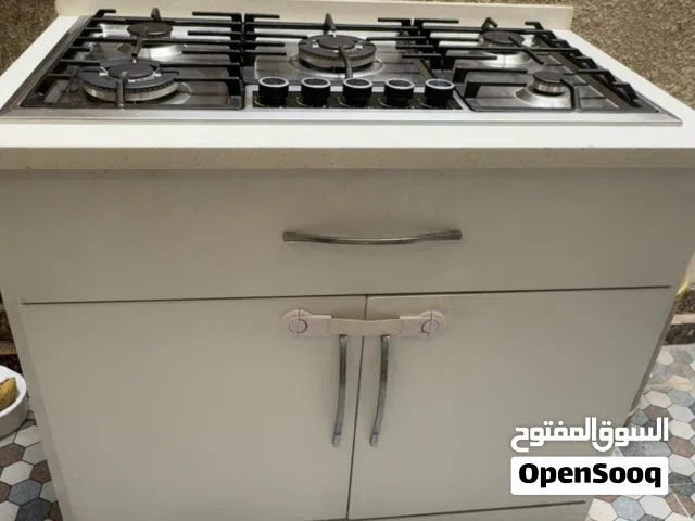 طباخ بلتن نوع DLS خمس عيون مع كاونتر اربع بيبان ومجر كبير وسطح كوارتز