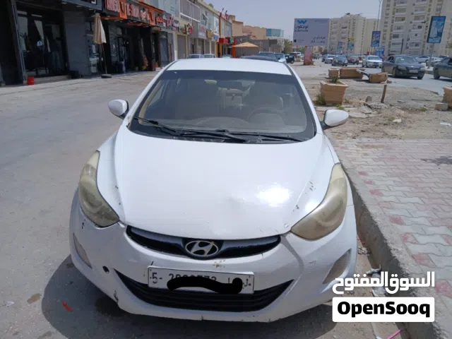 Used Hyundai Elantra in Benghazi