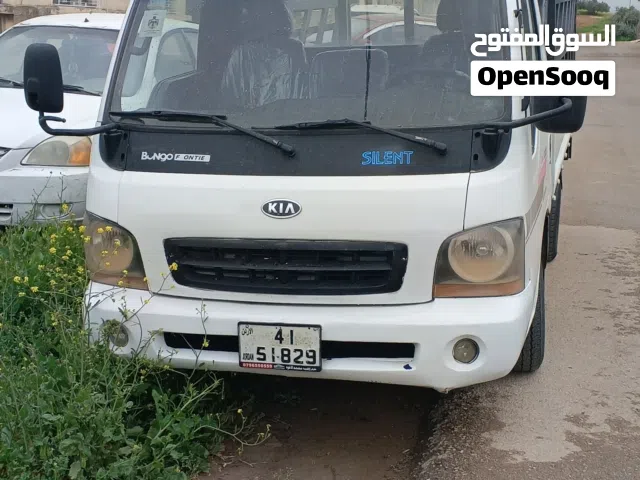 بكب كيا بنقو (فورتنير) موديل 2003 غرفه واحده