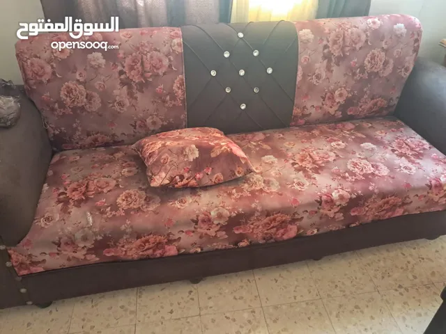 عفش للبيع مستعمل بحالة جيدة يحتاج لغسيل