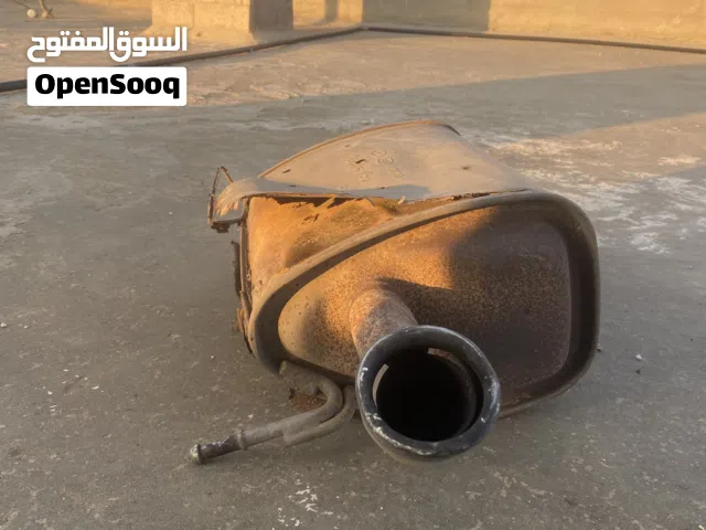 اقززت خلفي مستعمل للبيع