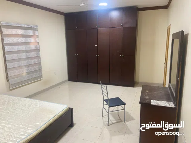 Bed space is available with EWA Fully furnished flat.looking for someone from kerala or tamil