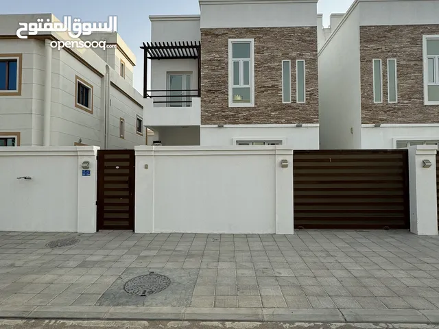 391 m2 5 Bedrooms Villa for Sale in Muscat Al-Hail