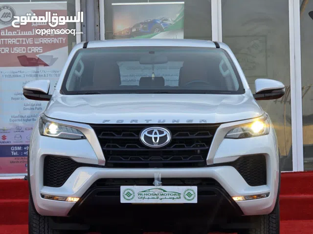 تويوتا فورشنر 2023 خليجي وكالة عمان بدون حوادث او صبغ وممشى 29 الف فقط والسيارة بحالة الوكالة فرصة.