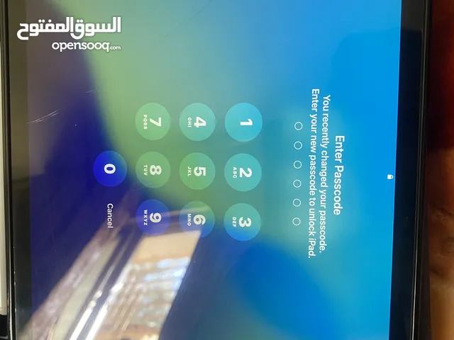 iPad 9 بحالة ممتازة