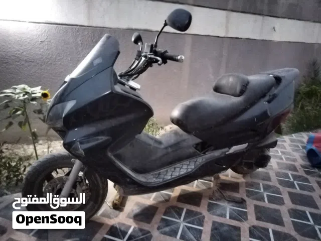 2008 هوندا Forza