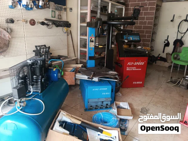 معدات محل بنشر وترصيص