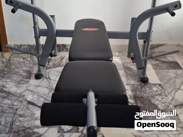 مقعد رفع اثقال متعدد التمارين