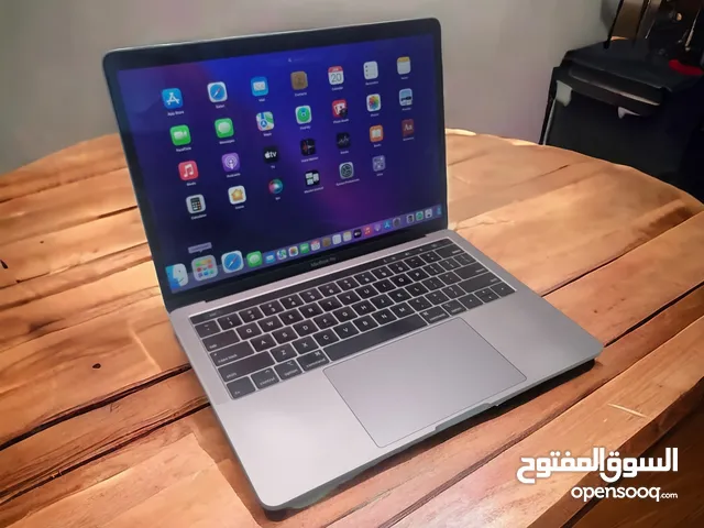 MacBook Pro 2019 with touch bar