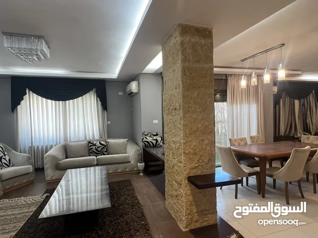 210 m2 3 Bedrooms Apartments for Sale in Ramallah and Al-Bireh Al Masyoon