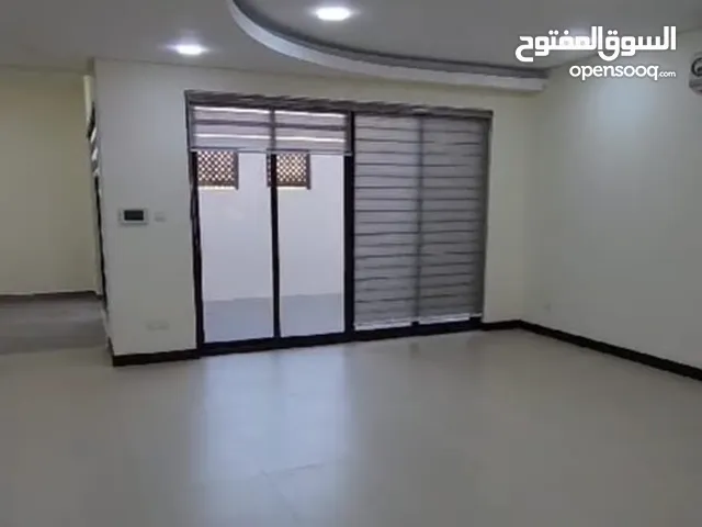 240 m2 4 Bedrooms Villa for Rent in Muharraq Diyar Al Muharraq