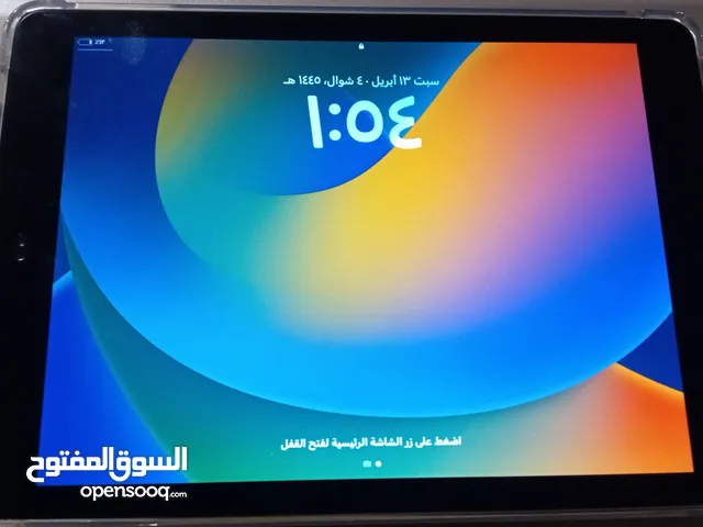 Apple iPad 6 32 GB in Dammam