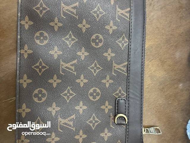 للبيع: حقيبة Louis Vuitton أصلية