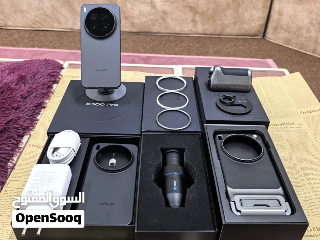 VIVO X 300 PRO نسخة عالمية غلوبل... مع كت التصوير من زايس...