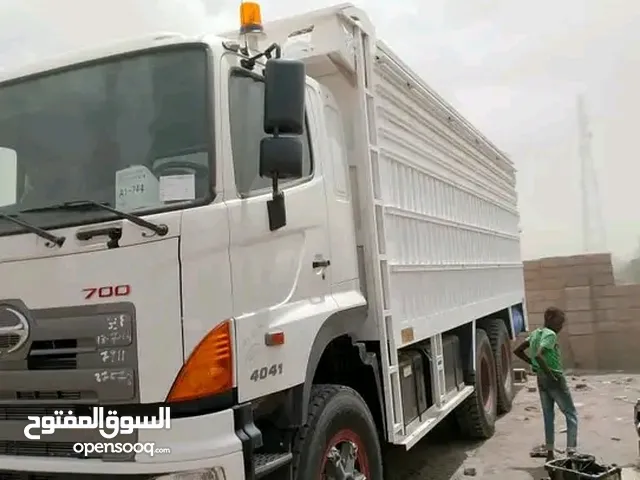 هينو ZS 700 4041