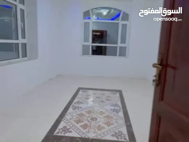 أفضل شقة للإيجار في شارع الخمسين جوار الجامعه اللبنانه ..