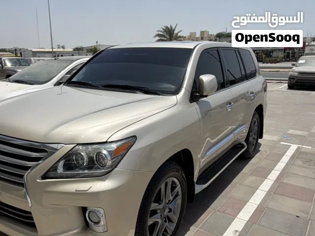 2012 لكزس LX LX 570