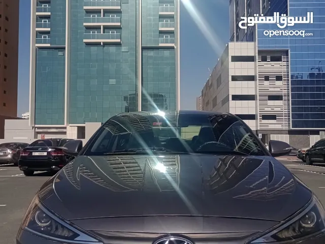 Hyundai Elantra 2019 in Dubai