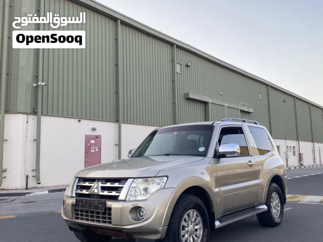 2013 Mitsubishi Pajero GLS