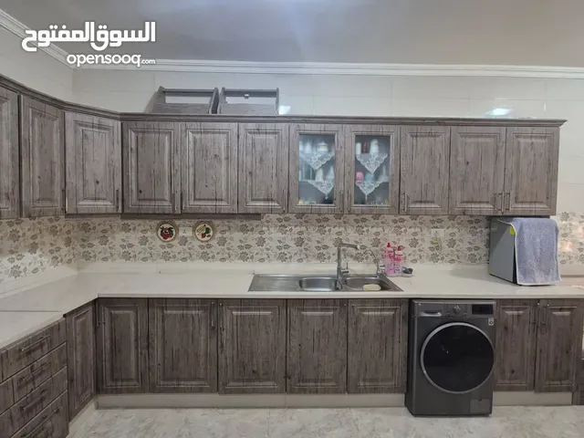 مطبخ بحالة ممتازة للبيع