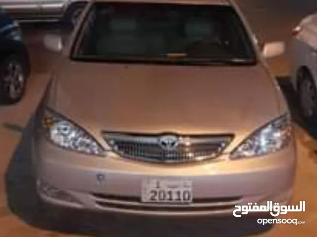 للبيع تويوتا كامري 2004