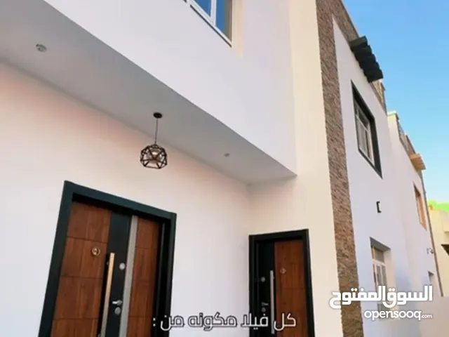 328 m2 More than 6 bedrooms Villa for Rent in Muscat Al Khoud