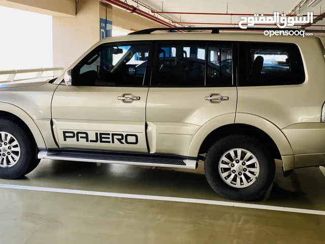 Agent maintained Mitsubishi Pajero 2014 for Urgent Sale