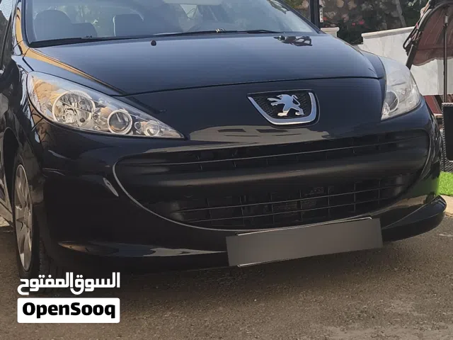 2009 بيجو 207 Standard