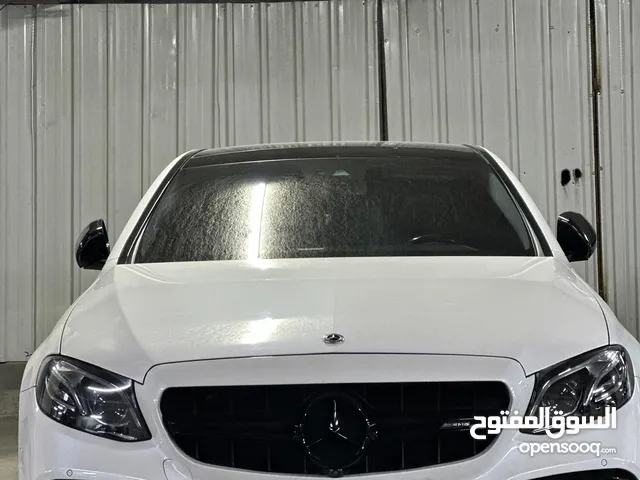 مرسيدس E350e . W213e موديل 2018 فل كامل فحص كامل