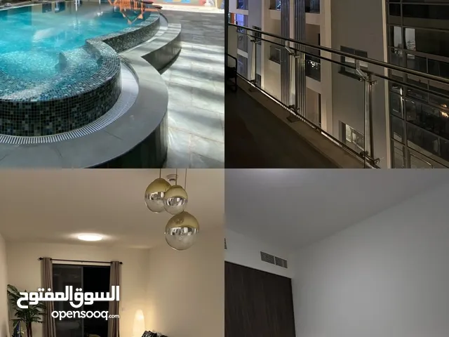 أستمتع بإقامة ملكية في شقة فاخرة بمسقط هيلز راحة وأناقة لا مثيل لها للإيجار اليومي و الأسبوعي