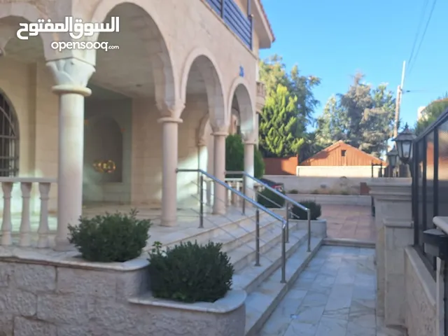 900 m2 More than 6 bedrooms Villa for Sale in Amman Al Rabiah