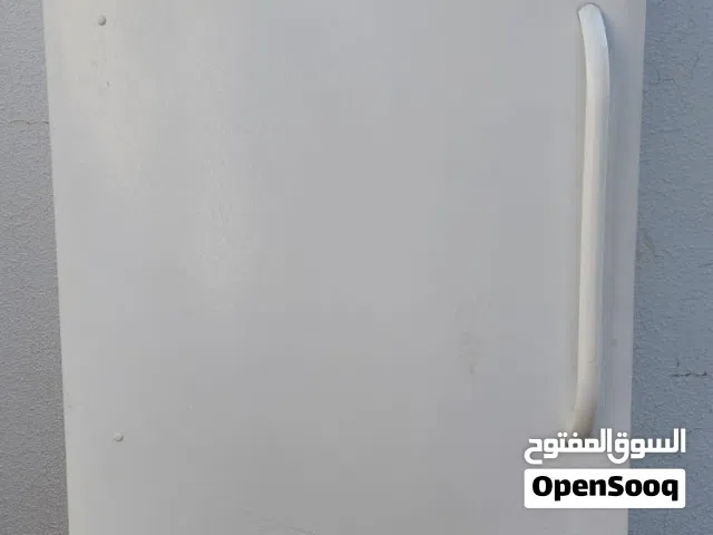 ثلاجة مجمدة (فريزر)