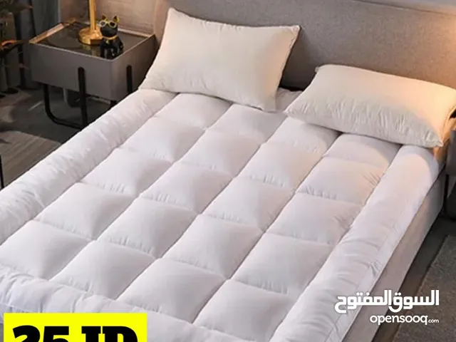 لبادة فندقيه متوفرة بعدة احجام