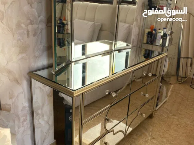 تسريحة للبيع ب 1500 مستعمله