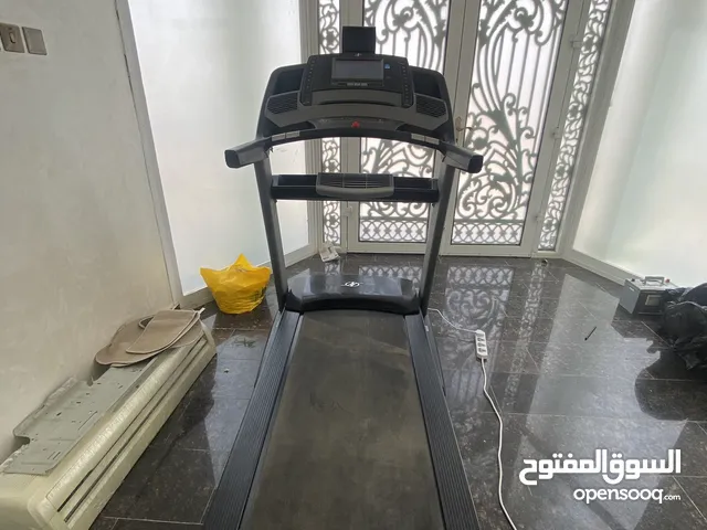 جهاز ركض / treadmill