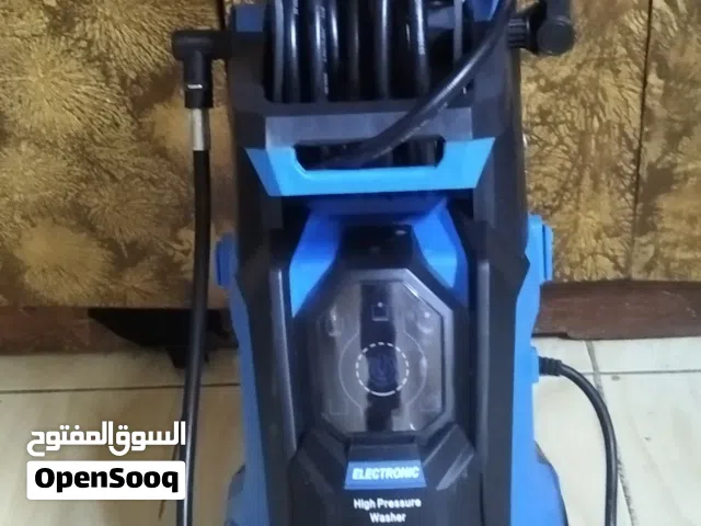 للبيع مضخة ماء سرويس غسيل سيارات و استخدام منزلي جديد بكرتونه وارد امريكا