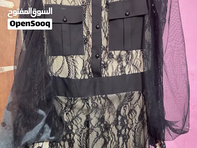 فستان دانتيل
