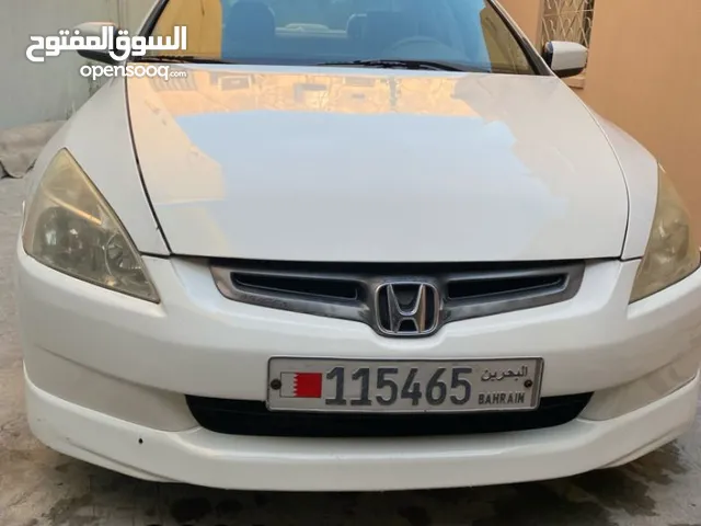 للبيع هوندا اكورد مديل 2004