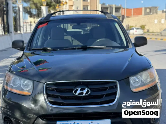 Used Hyundai Santa Fe in Tripoli