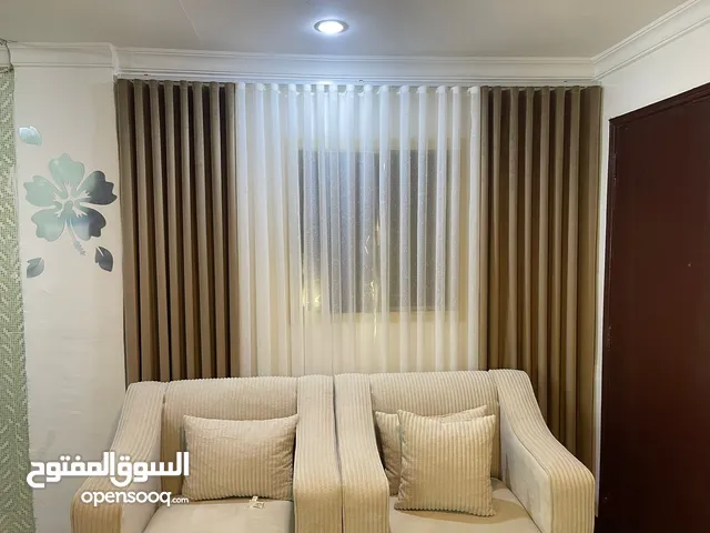 لبيع جميع انواع الستاير الفندقية المودرن ويفي لينن خام ورول عازل للشمس شتر خشبي ومعدني