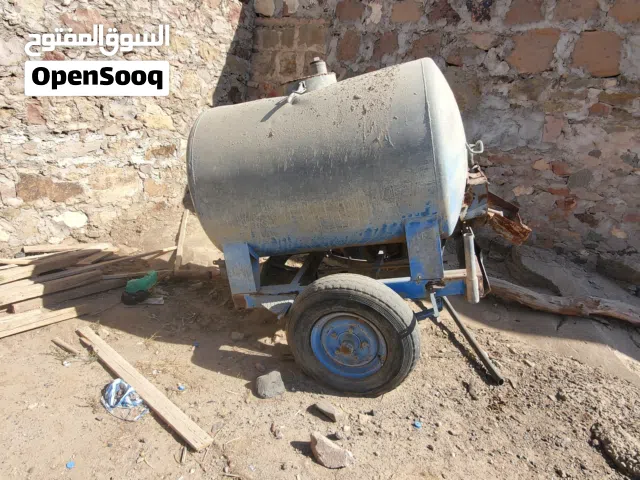 خزان مواد نفطية (ديزل/بنزين) محمول على عربة - حالة ممتازة وجاهز للعمل