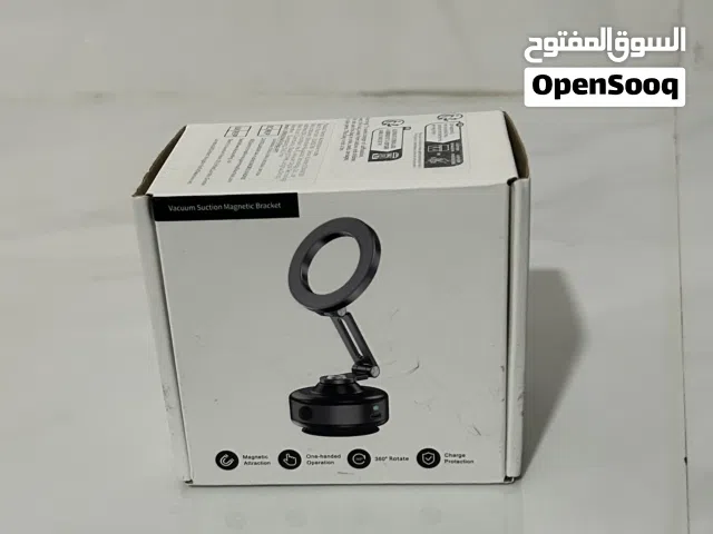 للبيع استندات هواتف لسيارات و اغراض اخرى جديده