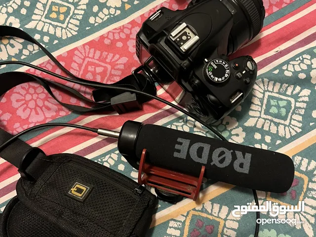 NIKON D3200 + 50mm YONGUNO Lens + Rode Mic Go