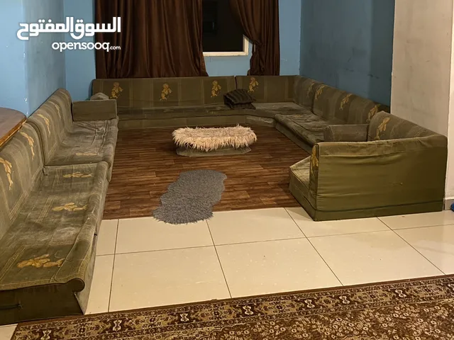 طقم جلوس عربي وطاولة سفرة زان
